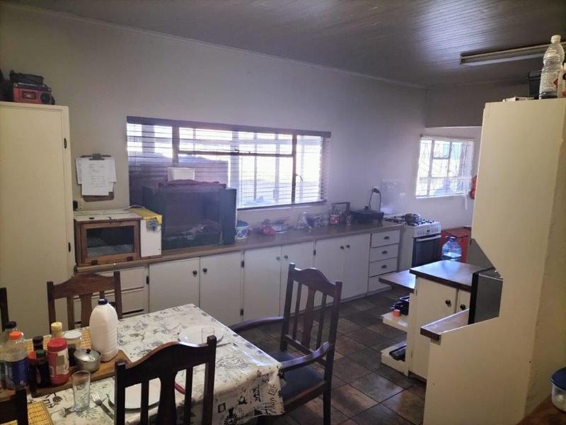 5 Bedroom Property for Sale in Clocolan Free State